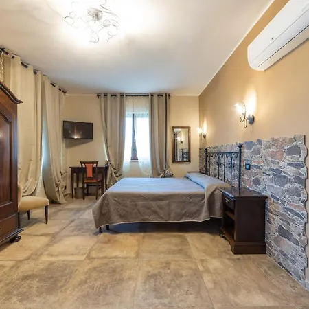 Villa Agriturismo Parco Delle Querce Valentano Exterior foto